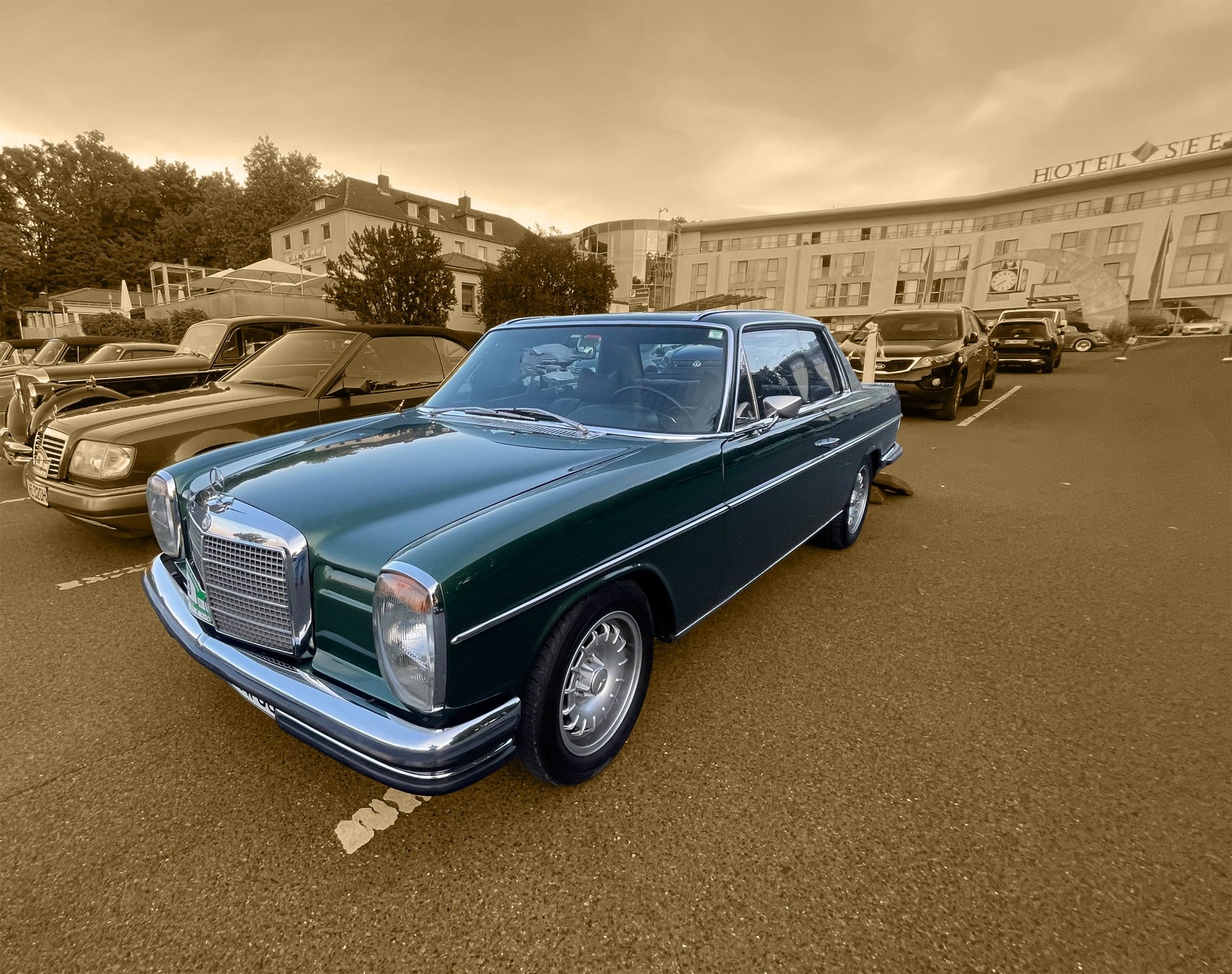 Happy Birthday Paul Bracq (1933)